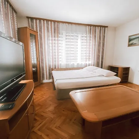 Apartment Carsija *